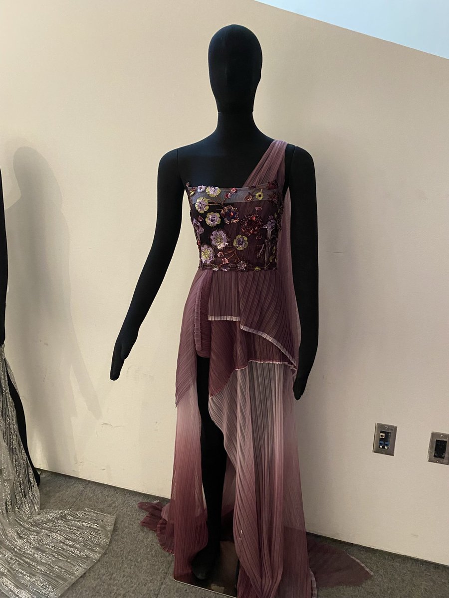 KARobinson__'s tweet photo. .@ashaama’s New Moon exhibit is open at the @CincyCAC. We have a look at the inspiration behind the fashion on Good Morning Cincinnati. https://t.co/mPP1qkLIW1