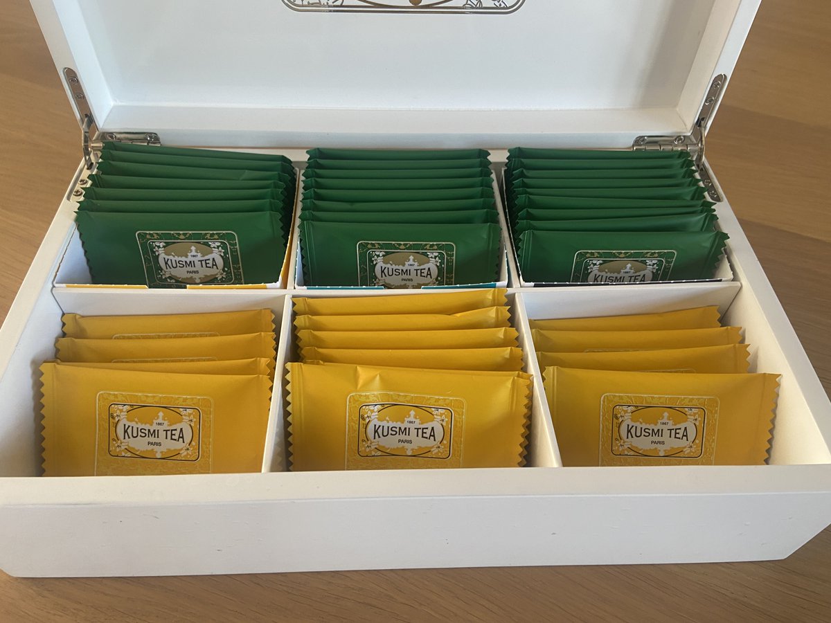 Bravo à l'équipe Nantaise pour cette belle victoire et merci aux supporters pour cette union ! La force d'un collectif a permis cet exploit 🟡🏆🟢
#football #OnEstNantes #champion #Coupedefrance