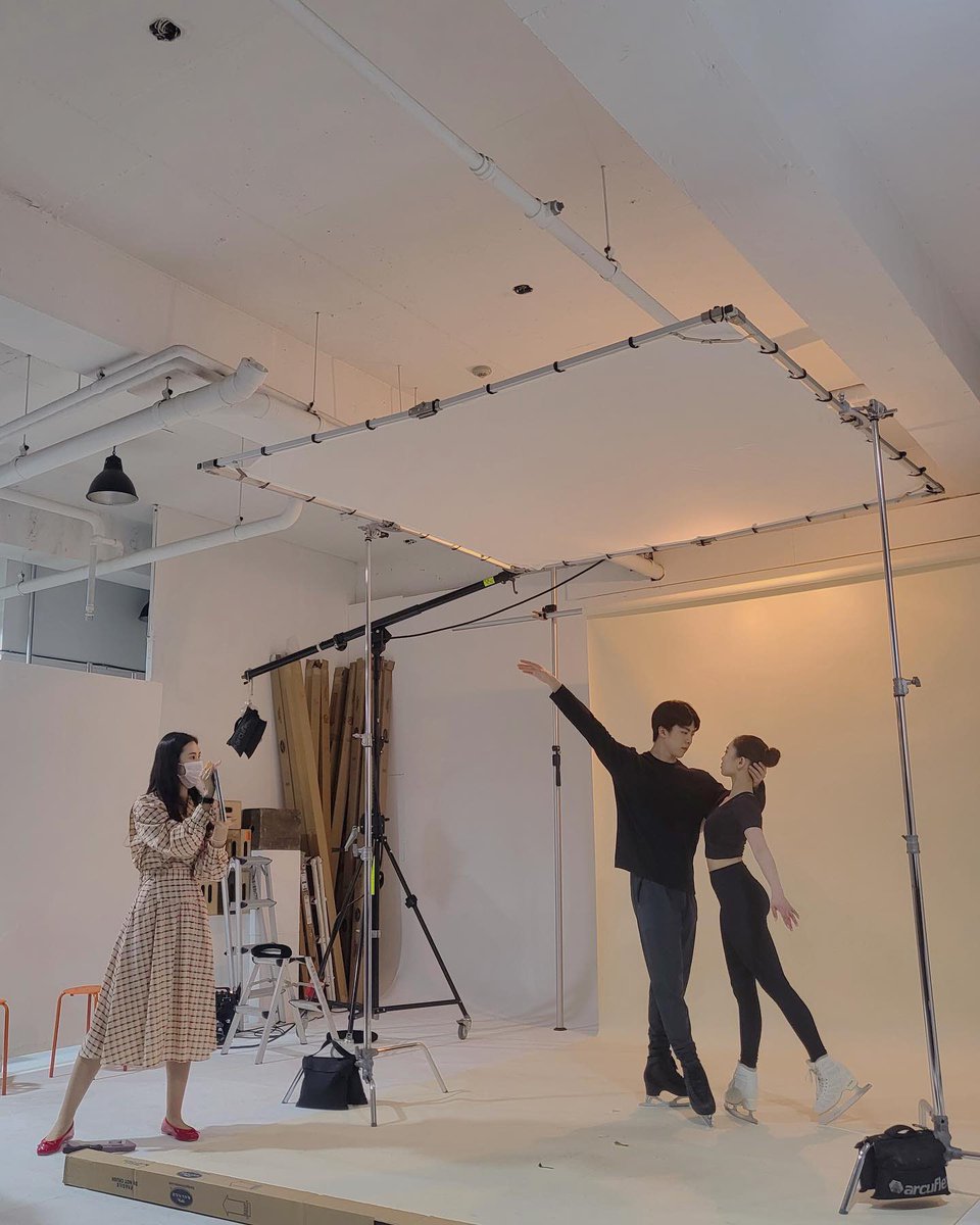 FigureSeJong's tweet photo. #변세종 #SeJongBYUN 미디어아트 아이스쇼 <G-show : Dragon Flower> 프로필 촬영 사진 https://t.co/6wZSaJucFn https://t.co/brJZl2HwM9