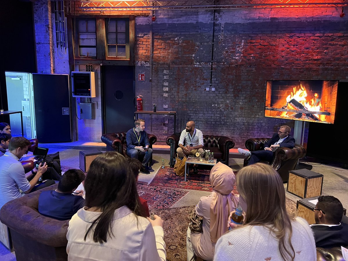 Josef Lentsch tweet media