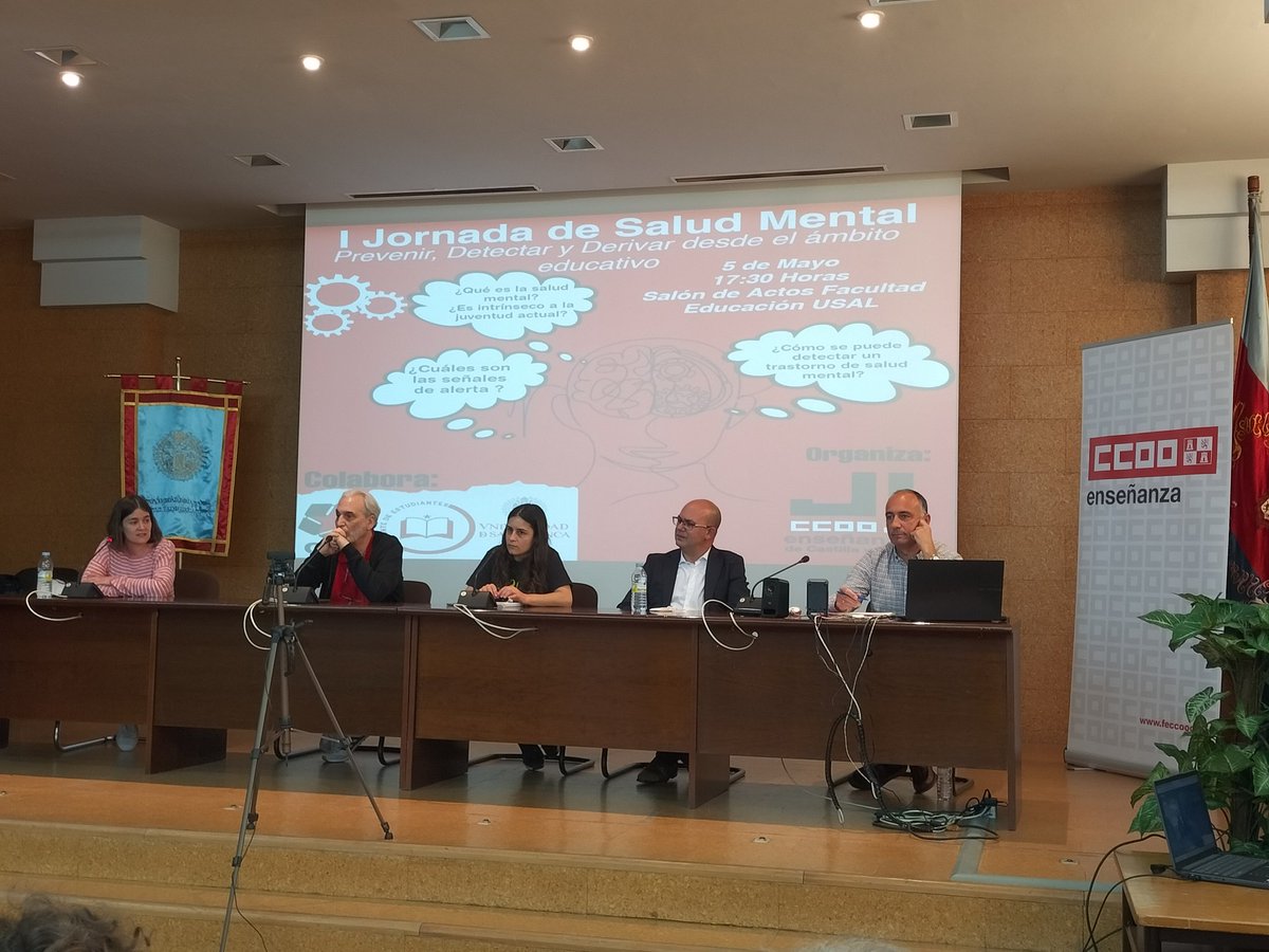 JovenesCCOOCyL's tweet photo. La semana pasada en #Valladolid y #Salamanca, tuvieron lugar dos jornadas de debate sobre salud mental. Espacios como estos son necesarios para atacar colectivamente dicha lacra. 

¡La salud mental es cosa de todos y todas! ✊🏻 https://t.co/iVtdyPEeto