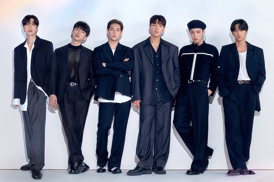 soompi's tweet photo. Starship Entertainment Reveals Current Status Of #MONSTAX's Contract Renewals  
https://t.co/h72IoEP2oX https://t.co/fFzdHU6OCk