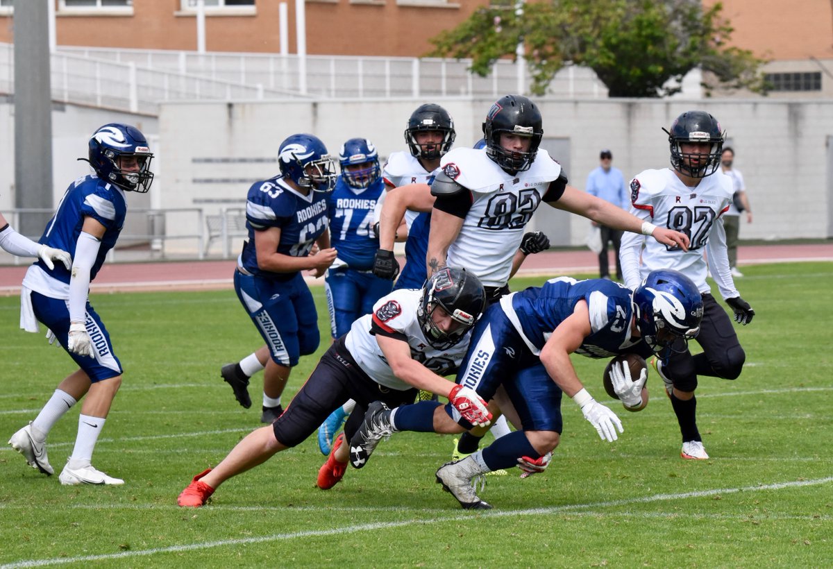 FEFA_Spain's tweet photo. 🏆 #LNFAJúnior 
🏈 ¡¡Sexto título consecutivo para @lgespana @BlackDemonsFA!! ¡¡La FINAL, en imágenes!! Y la crónica, en https://t.co/qg4EQQd0UL

¡Más fotos, aquí!
👇
https://t.co/RtAadTP3XY

📸 Lola Morales

#ConéctatealFootball🏈   
@deportegob @live_vuvuzela @barberarookies https://t.co/uuVl6uFvuu