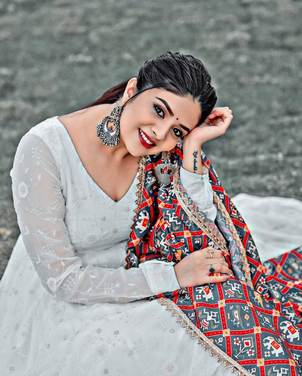 RamulammaF's tweet photo. #HAPPYBIRTHDAYSREEMUKHI
#HBDSREEMUKHI https://t.co/f6SHJ9vvQg