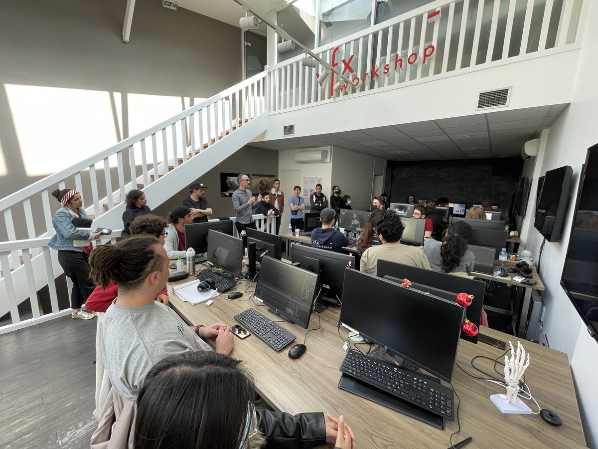 vfx_workshop's tweet photo. Nous avons accueilli Rodeo FX, le studio canadien :
Merci Romain PUIG, Yvon Jardel et Kenza Chehadi-Fonderflick !
Au programme, présentation du studio, Masterclass d'animation, et rencontre individuelle avec les étudiants !
#VFX #VFXWorkshop #EcoleVFX #Paris #Paris15 #WeLoveVFX https://t.co/0nrMXVAKxN