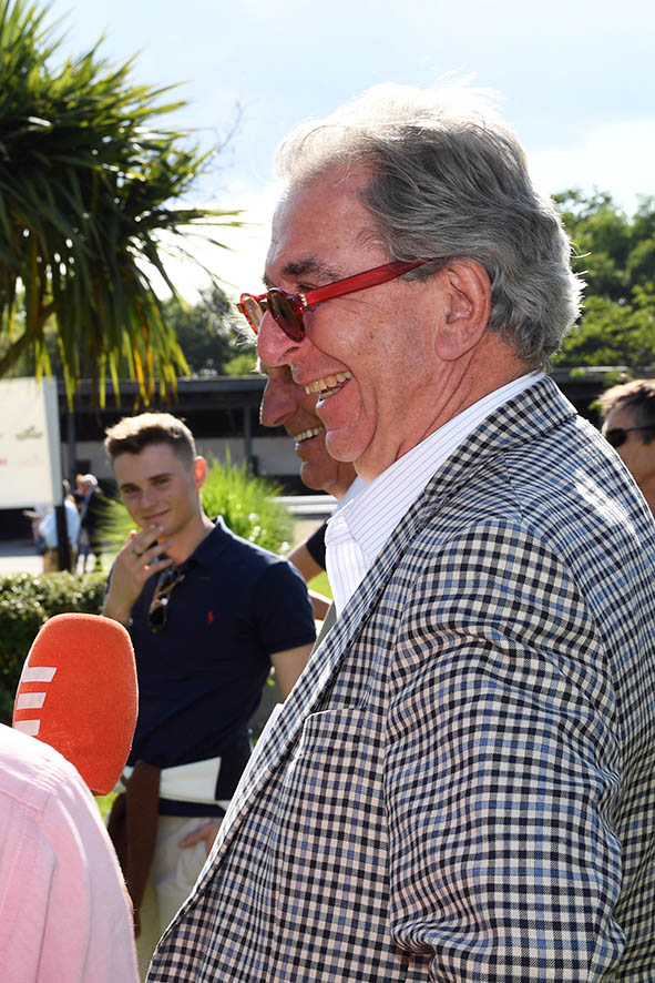 Hippodrome de Pau (@hippodrome_pau) on Twitter photo Magnifique Victoire de Jean-Claude Rouget hier à <a href="/Hippodromebdx/">Hippodrome_bordeaux</a> avec Greenfly sous la selle de Jean-Bernard Eyquem !!! 🥇👏🏇 Magnifique Victoire de Jean-Claude Rouget hier à <a href="/Hippodromebdx/">Hippodrome_bordeaux</a> avec Greenfly sous la selle de Jean-Bernard Eyquem !!! 🥇👏🏇