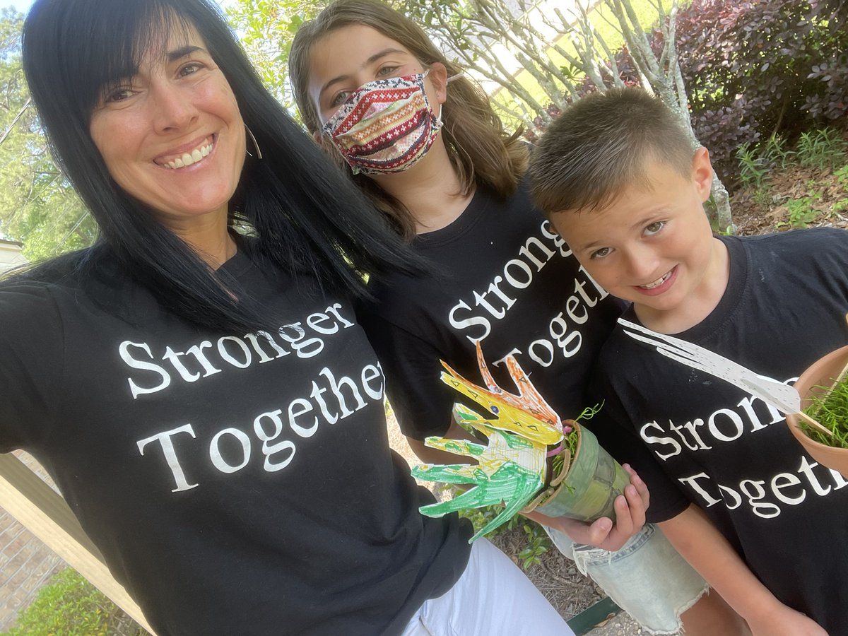 Killin_itFtness's tweet photo. Had a great Mother’s Day with my 2 kiddos, I’m truly blessed to be their mom! I’m also truly blessed to have the best Mom! #StrongerTogether https://t.co/LljDDG6b6a