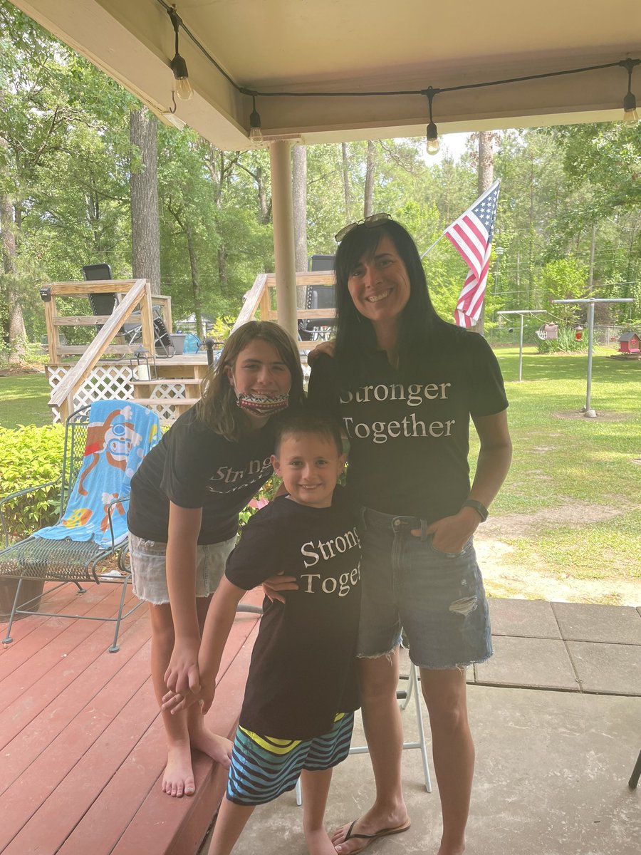Killin_itFtness's tweet photo. Had a great Mother’s Day with my 2 kiddos, I’m truly blessed to be their mom! I’m also truly blessed to have the best Mom! #StrongerTogether https://t.co/LljDDG6b6a