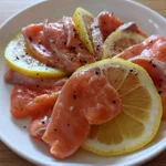 調味料と混ぜてつけるだけ!本気のサーモンレモンマリネ。