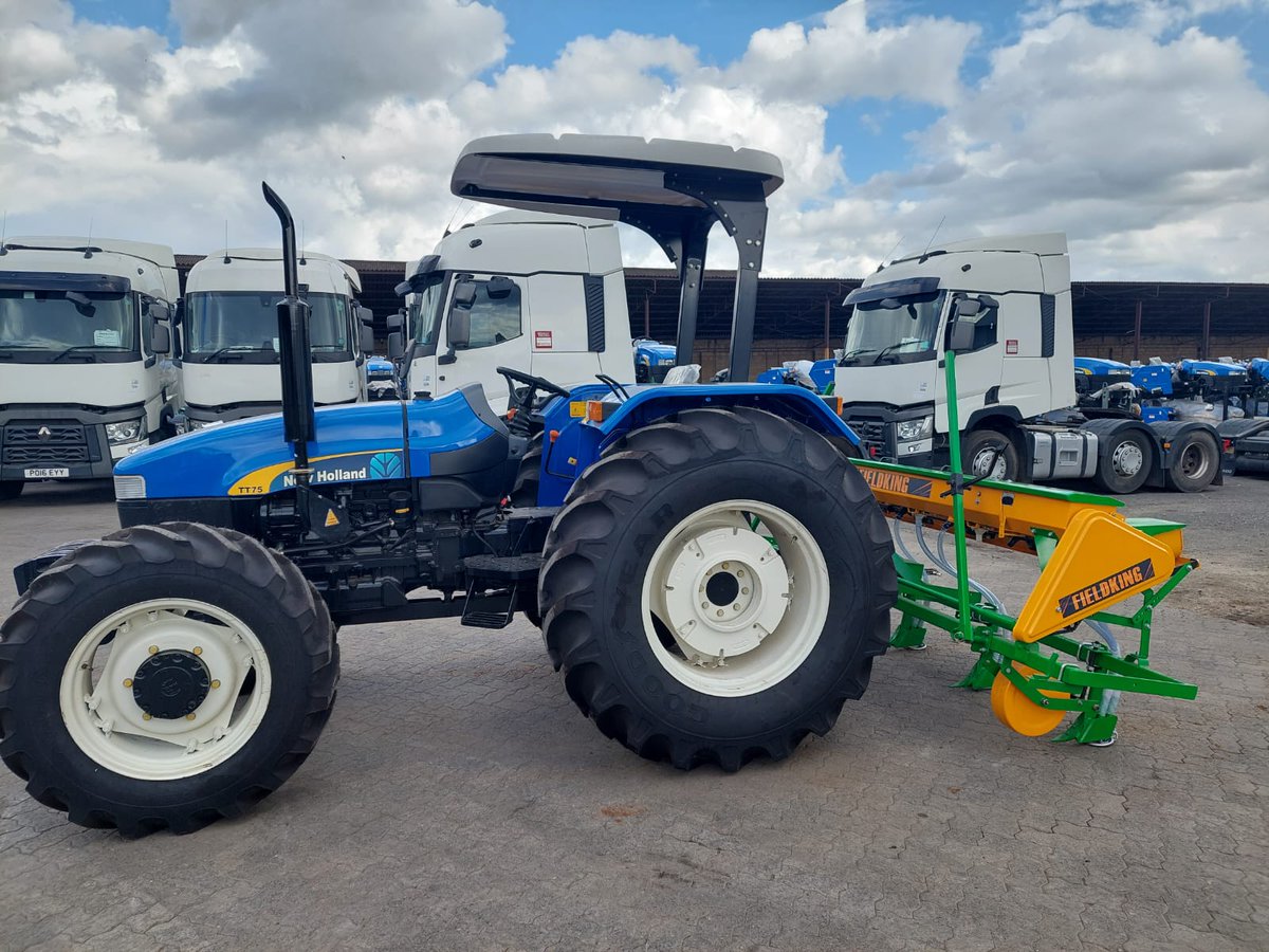 newhollandcmc's tweet photo. Assembled and ready for dispatch...
#NewHollandAgriculture #inuakilimonanewholland #Fieldking https://t.co/vgDYFCk6g9