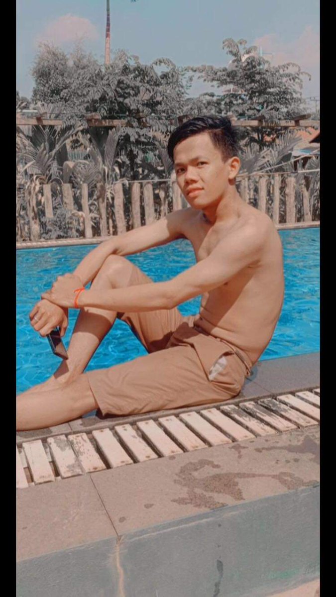 DinekakaD's tweet photo. សេដណាស់តោះដាកមួយកាត់សេដ https://t.co/WD3f164kqx