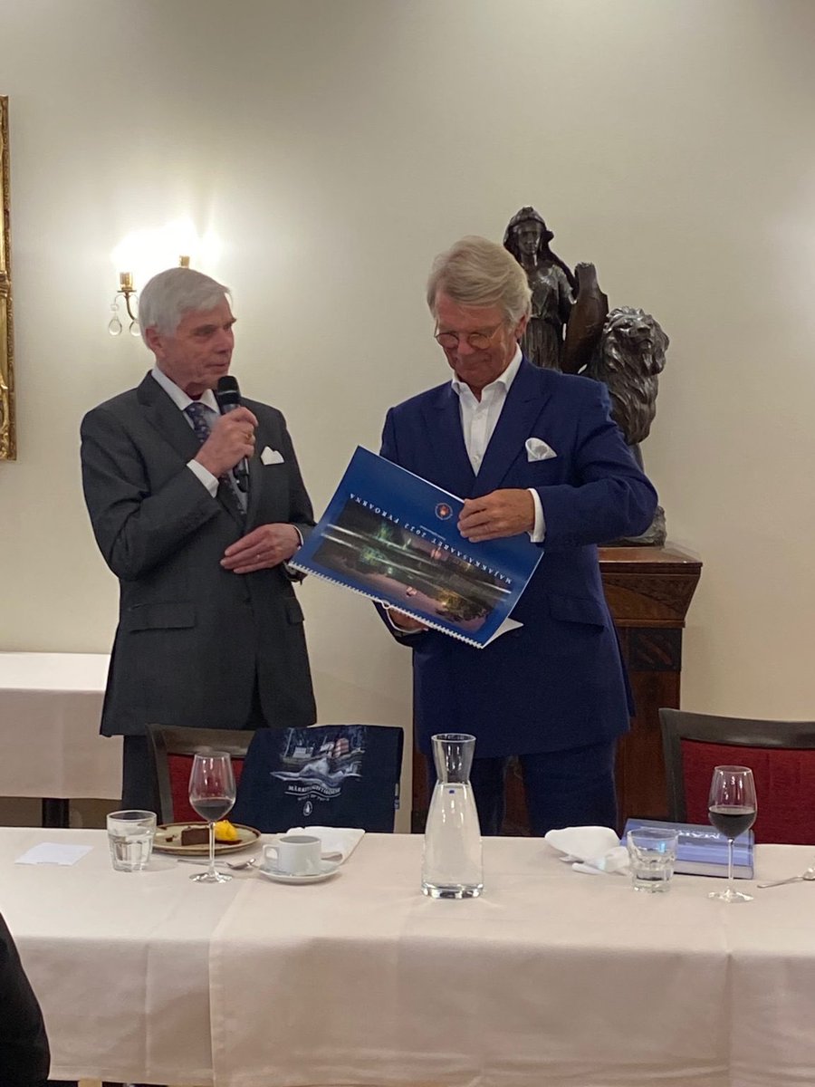 ConsularCorpsFI's tweet photo. Wonderful return of physical CC Luncheons after so many cancellations and changed due the pandemic restrictions and we were very happy to have Mr. Björn Wahlroos with our special guest!

https://t.co/3LIYHhWbl0 https://t.co/YCZv6oO8f0