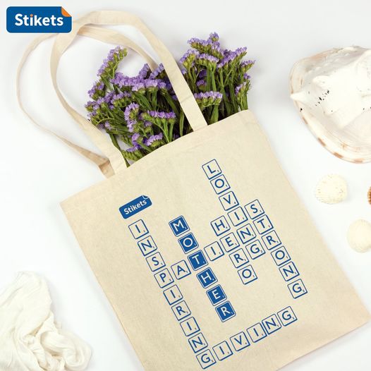 StiketsFrance's tweet photo. Que serions-nous, nous les Mamans, sans nos super méga sacs ?😁 En Mai chez Stikets, c'est le mois des Mamans et cette année nous le célébrons en vous offrant ce magnifique Tote bag pour toute commande de 29€ ou +. Et -15%  sur https://t.co/Gvry20AFe7 avec le code MOTHER15 https://t.co/mgPqFumR9Y