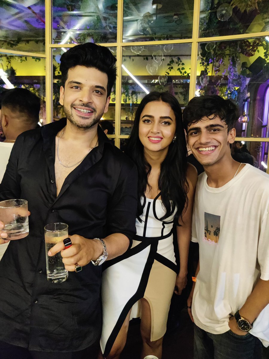 24Yashhh's tweet photo. Had a fun time with jailor and the warden yest and couldn't be more thankful!!
@kkundrra @itsmetejasswi 
#TejRan #LockUppSuccessParty #tejran https://t.co/IKDydontOI
