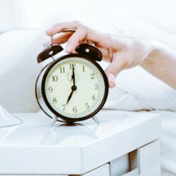 SOreilles's tweet photo. #Hello Dears Friends π
Impossible de sortir de mon lit ce matin, on est #MondayMorning et je suis dΓ©jΓ en miettes...
#GoodMorningTwitterWorld #GoodMorningEveryone and #LovelyWeek πΉ https://t.co/PgGWVoz3F7