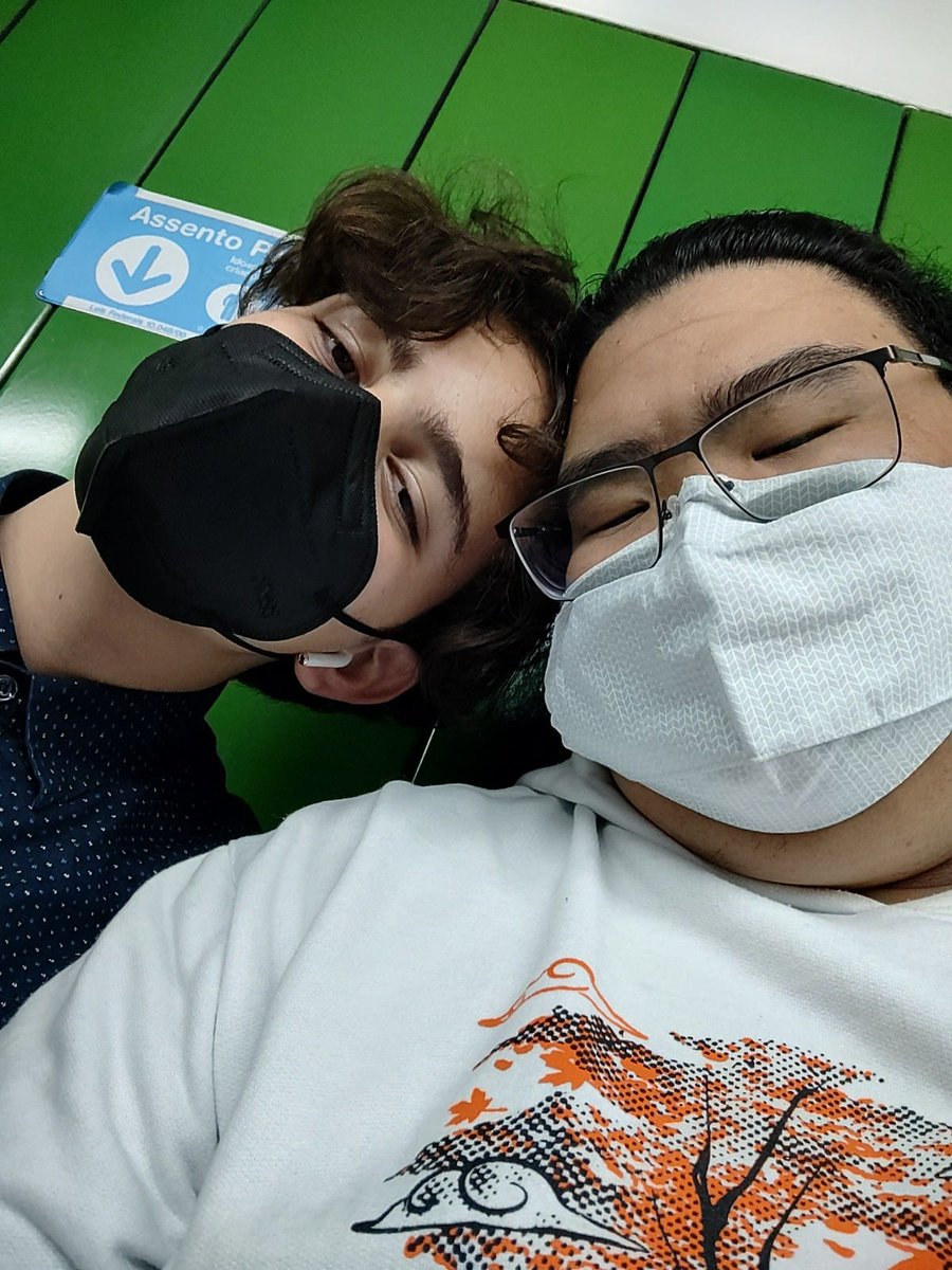 opequalstrue's tweet photo. EU E MEU ✨NAMORADO✨ (oficialmente agora EHHEEHEHEH)

EU QUASE EXPLODI NESSE SÁBADO AMIGOS

(mas minha aliança ficou lá pra trocar o tamanho 😭😭 e ele jogando na minha cara)

amo ele. muito. mais. https://t.co/k08PpzkpGr