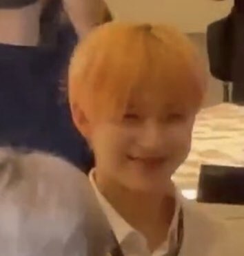 littlelovesunoo's tweet photo. sunoo what is this baby behavior 😭 https://t.co/q2SgT76Gic