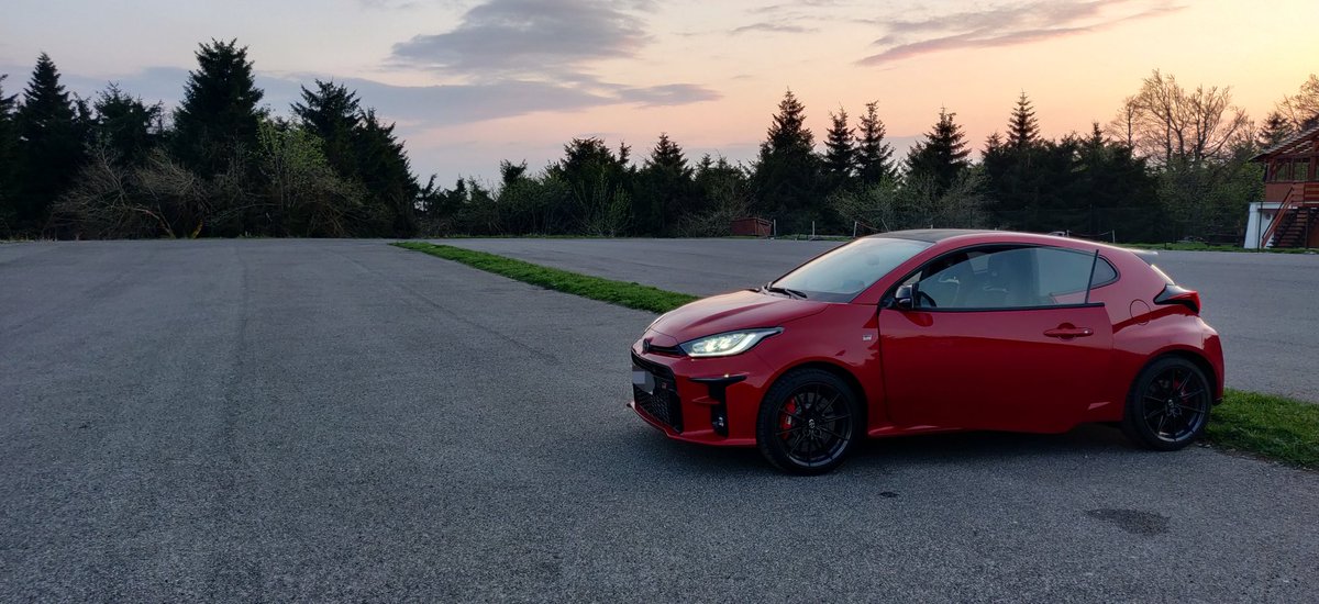 Gryphus's tweet photo. Jested Tower hill climb @ #GRYaris #RZ 2022-05-08 #Jested #Architecture #Hyperboloid #Cars #Hothatch #Sportscar #Toyota #トヨタ #GRヤリス https://t.co/0yY04NPAuO