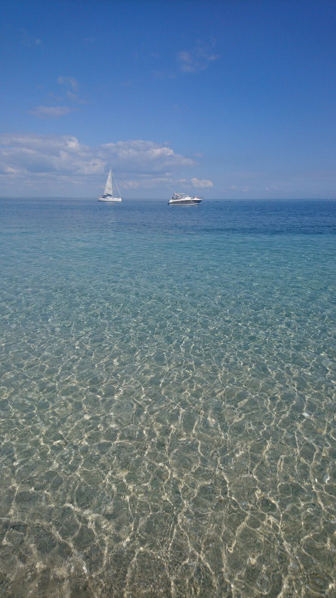 Lorientina's tweet photo. #Bretagne official start of 2022 #yachting saison! #secretspot #magnifiqueBretagne #sailinglife #sailing #beachlifestyle #beachlife #ocean #atlantic #Island #sunny https://t.co/wz6lJEa2Vc