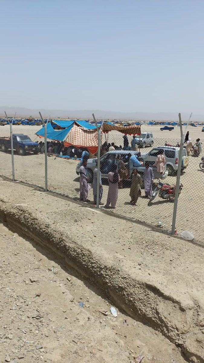Info_Balochistn's tweet photo. Residents of Proom, a town located along the #Pak_Iran border in district #Panjgur are protesting at Jirak bordering point in support of their demands, &amp; main demand is residents of Proom should be allowed  trading through #Pak_Iran border twice in a week, https://t.co/QWxn4sXJmI