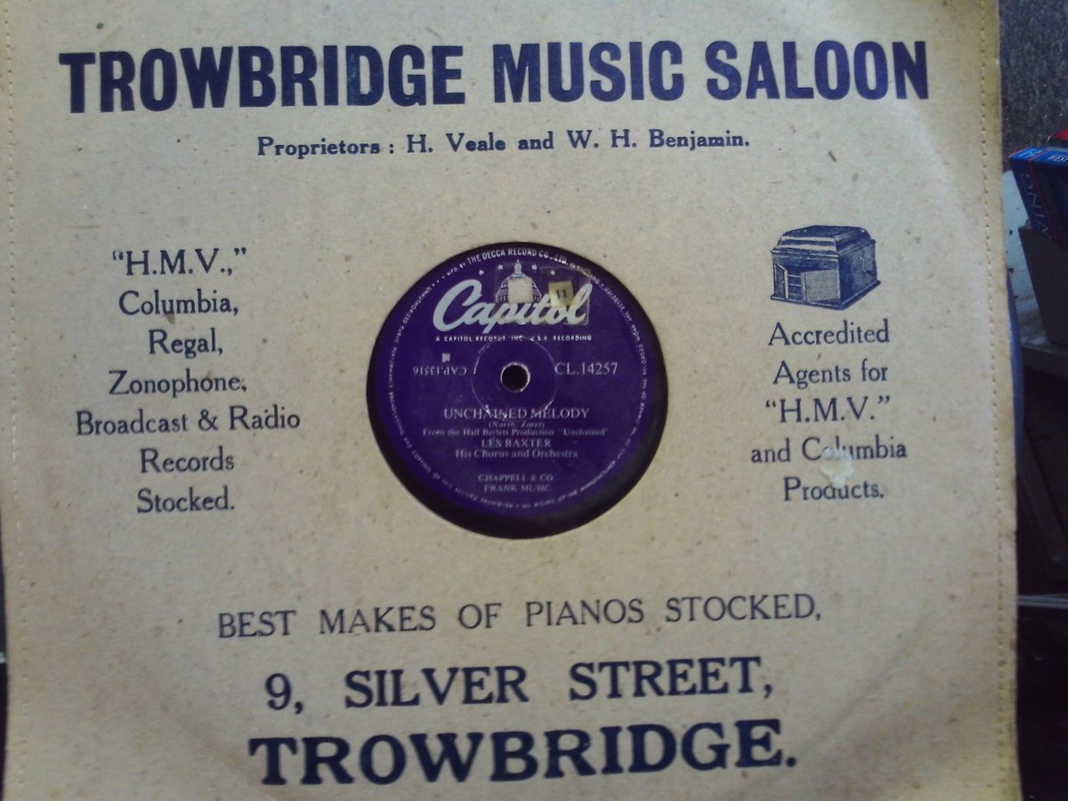 Dukenfield's tweet photo. ten inch record of the day :
Les Baxter His Chorus And Orchestra – Unchained Melody
(UK Captol Records #shellac 78rpm single 1955)
https://t.co/DrGBMATb5I
#fifties #pop #instrumental #PreRock #exotica #SpaceAgePop #MoodMusic #50smusic
cc
@rocking_bob
@williamoulton https://t.co/7bmGYTbCFN