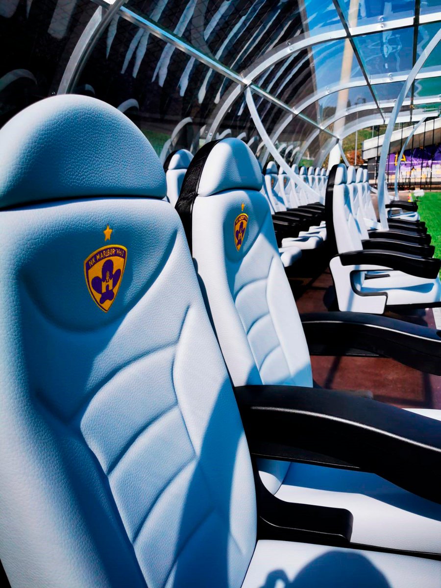 EuroSeating_Int's tweet photo. 💜🤍 Benches for Stadion Ljudski vrt, in Slovenia with Montreal Club Comfort V09 🔗 The same model of seat can be perfectly adapted to a cinema or a sport project thanks to the personalised study of each project #euroseatingaroundtheworld #euroseating #butacasEuroSeating https://t.co/AmqbX3bsU4