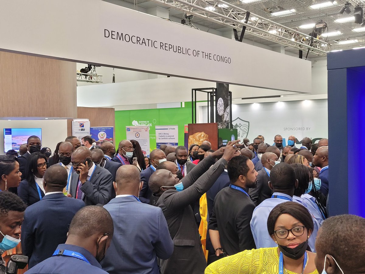 JKanyoni's tweet photo. Visite du stand RDC #MiningIndaba2022 et forte présence des Ministres @PatrickMuyaya et Gouverneurs de provinces @JacquesKyabula et Conseillers de la @Presidence_RDC . Demain discours du PM @LukondeSama en marge de @MiningIndaba . https://t.co/rMI6TrnJgF