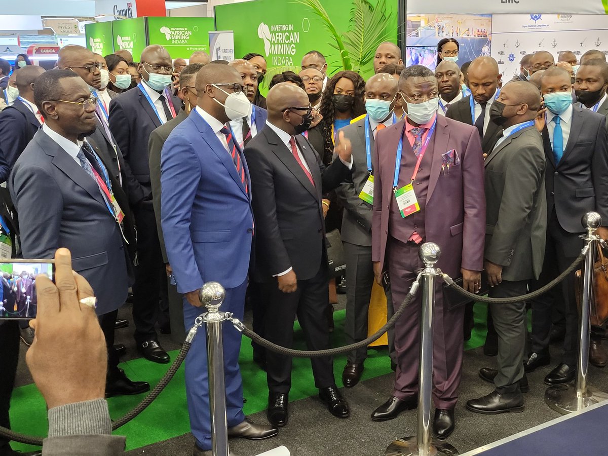 JKanyoni's tweet photo. Visite du stand RDC #MiningIndaba2022 et forte présence des Ministres @PatrickMuyaya et Gouverneurs de provinces @JacquesKyabula et Conseillers de la @Presidence_RDC . Demain discours du PM @LukondeSama en marge de @MiningIndaba . https://t.co/rMI6TrnJgF
