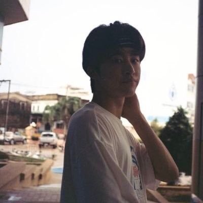 flamelessbean's tweet photo. Keempat Belas

•
•
•

[secuil tentang Leia, Bian, dan ciuman keempat belas]
hestekkenanganmasapacaran
©︎flamelessbean https://t.co/zj6yGq9O4H