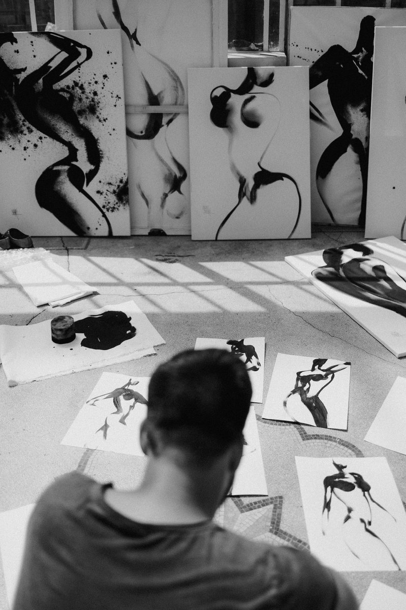 kitiwullich's tweet photo. Remembering this photoshoot I did w/@milansodoma last year. I love capturing Artists while they create…  

#photographer #art #mondaythoughts #prague https://t.co/6VLsgm4AMC