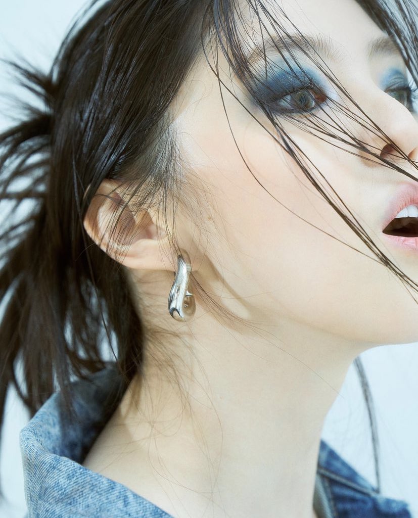 4hansohee's tweet photo. HAN SOHEE FOR BALENCIAGA OH MY GOD https://t.co/9EtyxNQoKY