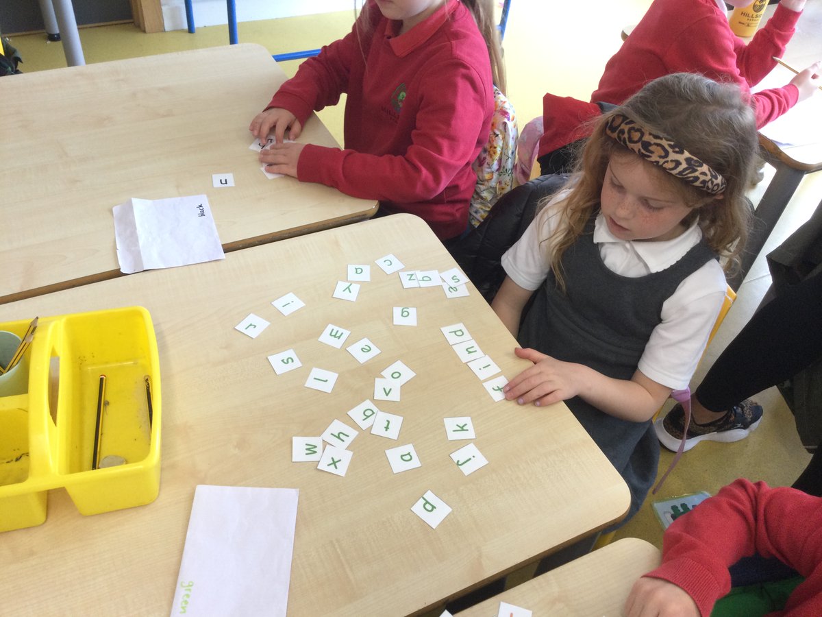 SchoolHillside1's tweet photo. #P2LWHillside hard at work practising their spelling sounds this morning🌟 https://t.co/QhdloTQ4PX