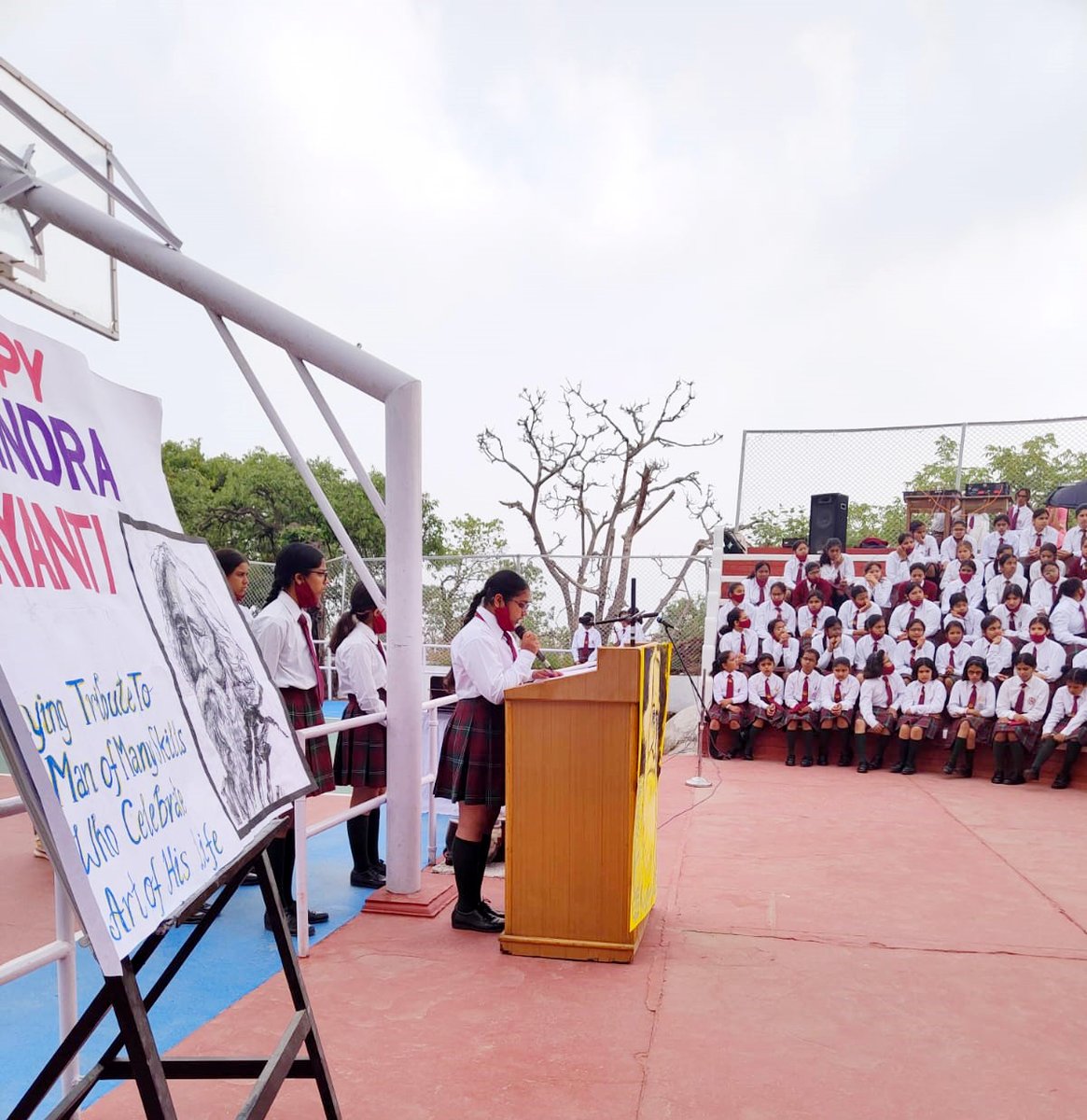 MussoorieS's tweet photo. #MIS remembered and pays tribute to the man, the legend, the visionary leader and poet who harmonized India's national anthem on his birth anniversary. 

#jaihind #rabindranathtagore #gurudev #mistars #girlsboardingschool #misindia #mussoorieinternationalschool https://t.co/EqYACOkBXr