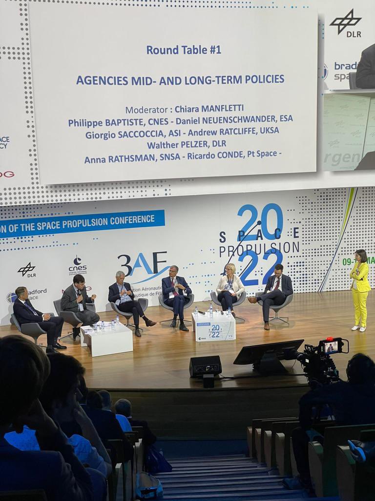 ASI_spazio's tweet photo. Il presidente dell’ASI, Giorgio Saccoccia, partecipa all’ottava edizione della Space Propulsion Conference, dove si è discusso del futuro dei lanciatori europei
#3AF @esa https://t.co/sL1KG2DANp
