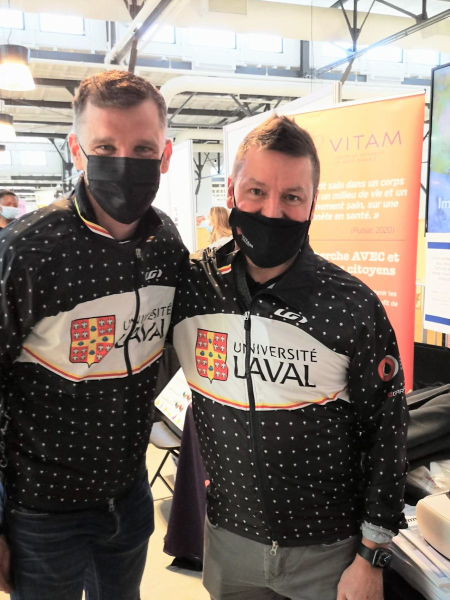 VITAM_sante's tweet photo. Une partie de notre équipe était au @GrandMarcheQc  toute la fin de semaine dans le cadre des activités Science-moi! de l'@_Acfas. Ce fut un plaisir d'échanger avec le public, de nombreux partenaires et... le maire de Québec, M. @brunomarchand! 
Merci à tous et toutes! https://t.co/wrr7FOw8HM