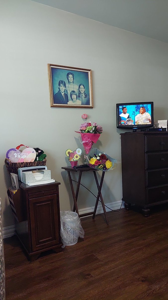 RiersonWilliam's tweet photo. Here to see mom for mother's day https://t.co/9KaMuNa8Bv