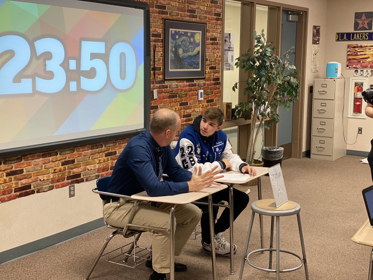 lgauntlettTT's tweet image. Excited to shoot a best practice video on #blendinglearning in Mr. Brubaker’s class. Mr. B’s HS students practiced various skills in different tech enhanced centers to support effective essay writing, while Mr. B pulls students 1:1 to offer targeted feedback. @Beaumont_SD #edtech