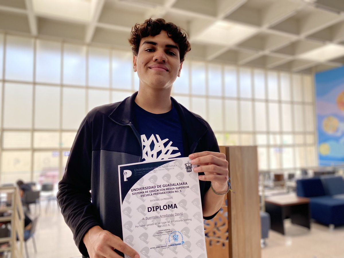 P5UDG's tweet photo. Este jueves, David y Valentina representarán a la #ComunidadP5 en el concurso interprepas de deletreo en inglés “Spelling Bee” que se realizará en #Prepa10 . 🗣🐝🇺🇸
Durante estos días tendrán sesiones de preparación por parte de la maestra Lorena Jasso. 👩🏫
¡Mucho éxito! 👏👏 https://t.co/ahYfCIOs4O
