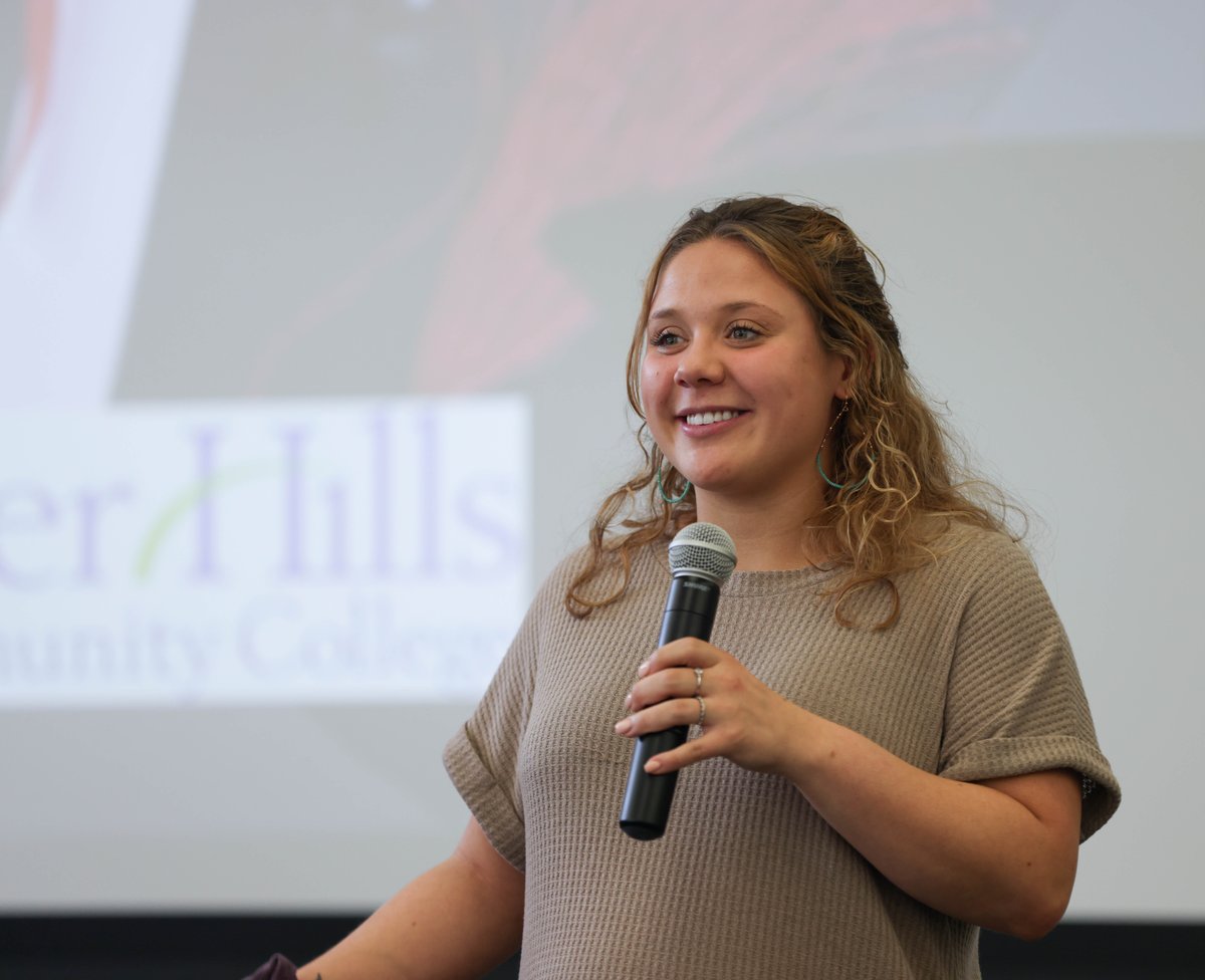 InverHillsCC's tweet photo. Congratulations to our graduating TRIO students. We're so proud! #InverGrad #TRIOworks
View photos from the TRIO Student Support Services recognition celebration: https://t.co/Zu5QjMt5z7
Learn more about TRIO/SSS at Inver Hills by visiting: https://t.co/hyZlV602gz https://t.co/xURwFoO2Yz