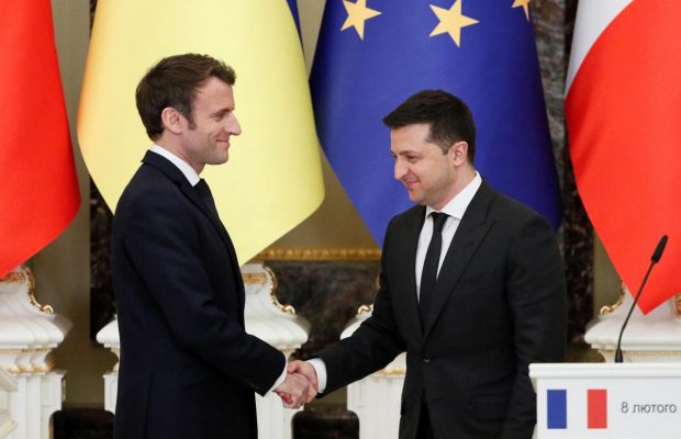 unian's tweet photo. Макрон припустив, що вступ України до ЄС займе десятиліття та запропонував альтернативу
https://t.co/zkusVtBxbj https://t.co/oOBrOjCxlb