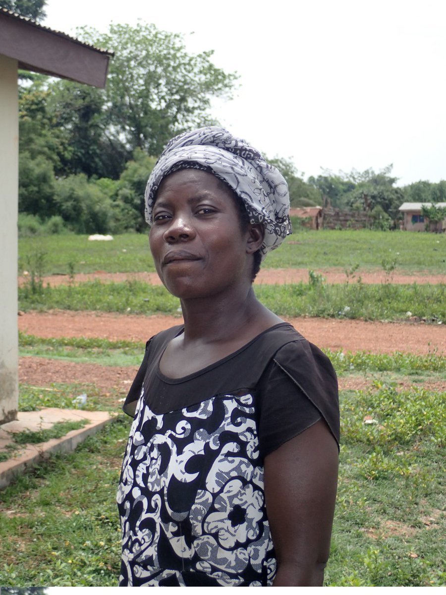 BeesAbroad's tweet photo. "Gladys dreams of generating income from quality honey and owning her own cocoa trees." Read about Gladys on the blog and consider sponsoring her and the beekeeping group in Ghana for our World Bee Day celebrations!
https://t.co/QNrGLe6s2N
#beekeepingprojects #WorldBeeDay https://t.co/BT8ll1ZonI