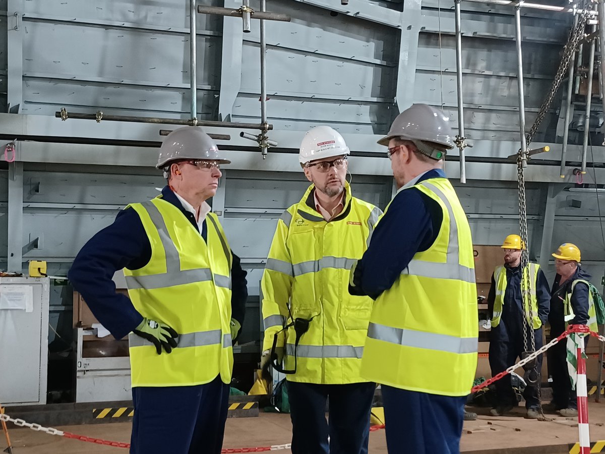 BAESystemsCA's tweet photo. BAE Systems was pleased to meet with @IrvingShipbuild's Kevin Mooney to discuss our shared progress and work related to the #CSC. Thank you for joining us, Kevin. https://t.co/IbJcZnrlYk