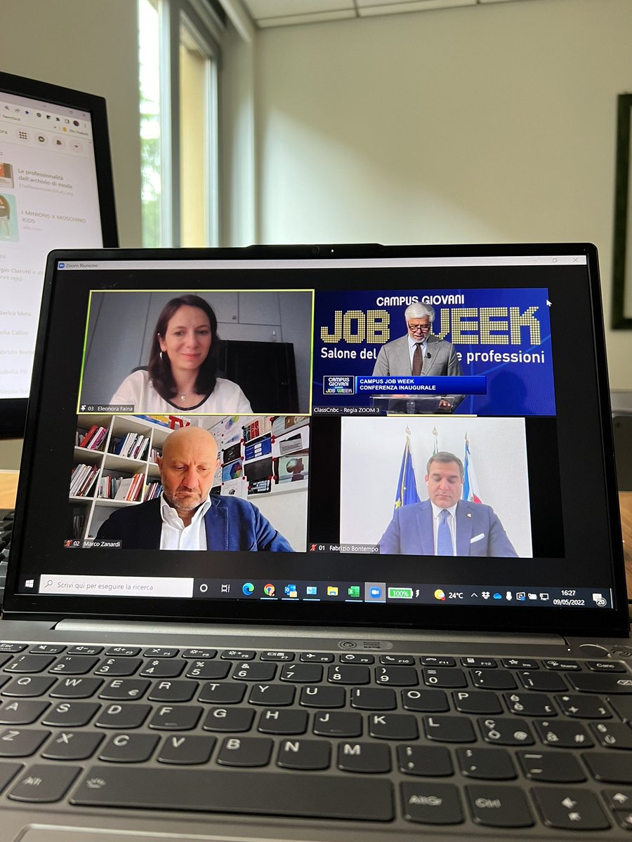 eleonorafaina's tweet photo. Oggi inizia la #JobWeek!Competenze digitali e competenze specialistiche ICT serviranno ai giovani per lavorare. Per le giovani ragazze si aprono opportunità enormi. Ma serviranno anche creatività, passione, curiosità e la consapevolezza che la formazione dovrà essere continua :) https://t.co/pvFCP9D8he