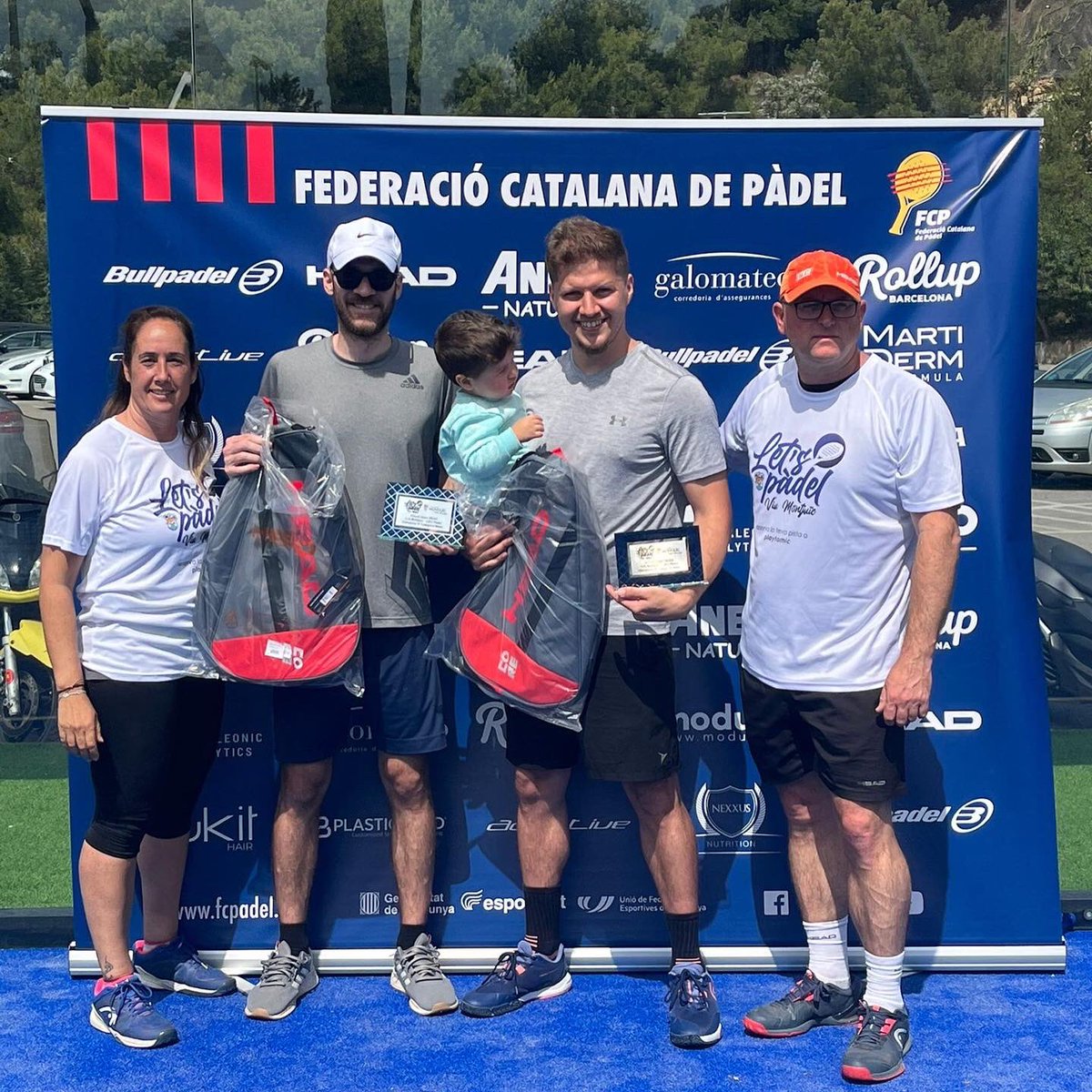 FCatalanaPadel's tweet photo. 🔝 MONNÉ - FLORENSA  S’EMPORTEN LA PROVA DE CIRCUIT OPEN  HEAD DEL CLUB NATACIÓ MONTJUÏC
 🏆 Circuit Open @HEAD_PADEL #OpenFCP 📆 De l’1 al 8 de maig 📍 @CN_Montjuic 

Coneix el nom dels campions/es i finalistes.
➡️ https://t.co/fak8Bg5ZDZ

#Pàdel #Català #Competició https://t.co/ygf6AkS0nr