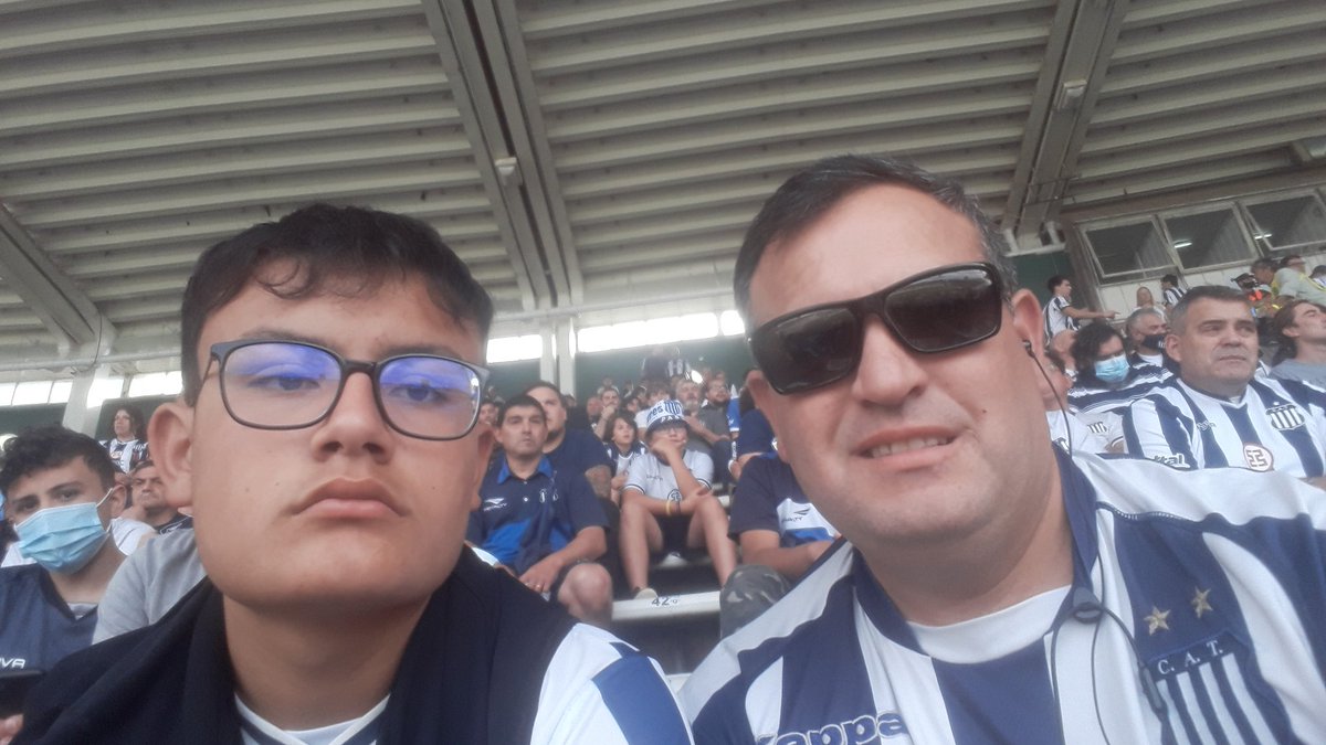 CeballosAdrian8's tweet photo. Vamos TALLERES QUERIDO https://t.co/ifRxWksZzo