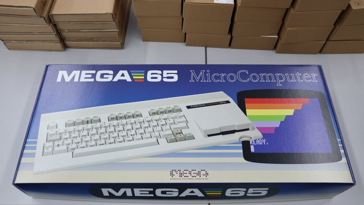 MEGA65Retro's tweet photo. The #MEGA65 shipping has started with our partner @TrenzElectronic putting all parts together packaging and sending it out.

#8Bit #Retro https://t.co/DUDPOX0wV4