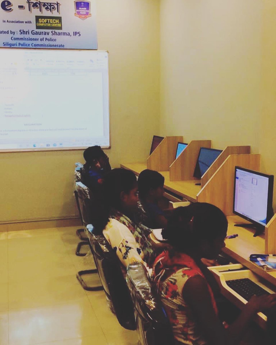 SiliguriPolice's tweet image. The highest education is that which does not merely give us information but makes our life in harmony with all existence ~ Rabindranath Tagore.
E-Shiksha, an initiative of Siliguri Metropolitan Police
@WBPolice
#eShiksha
#freecomputercourse
#deservingchildren
