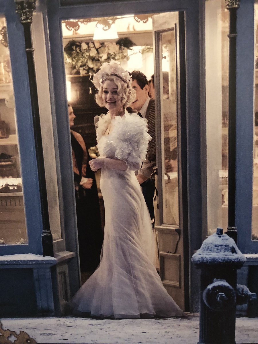 ClubPotterhead's tweet photo. ¿Les gusto la boda de Queenie y Jacob?
Así subió estas fotos detrás de cámaras el actor Dan Fogler presumiendo que al fin puede ya publicarlas ✨ https://t.co/t7pQnHbW5y