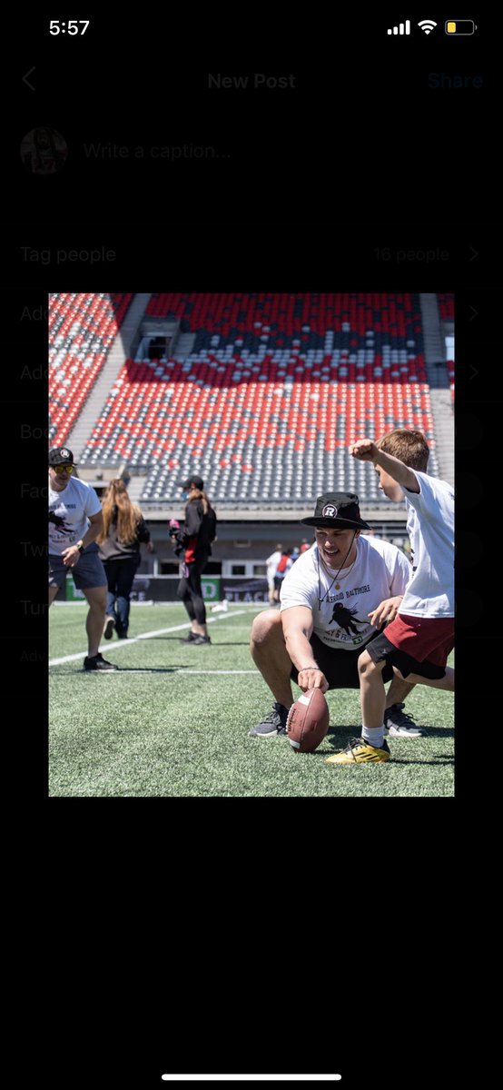 SBODYMORE's tweet image. GOD IS GREAT 🙏🏾 THANK YOU TO EVERYONE THAT MADE THIS DAY SPECIAL WE DID IT!! THE 200+ KIDS.. MY TEAMMATES.. ALL THE SPONSORS.. @osegfoundation @tdplace @coachjeanguillaume @thebrashbrunette #1OF1 #RNATION
