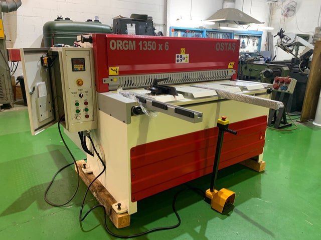 tecarsa3's tweet photo. Vendo "Cizalla guillotina 1350x6 mm" en #wallapop https://t.co/FdpVmAV5WH https://t.co/ccyXfeiewa